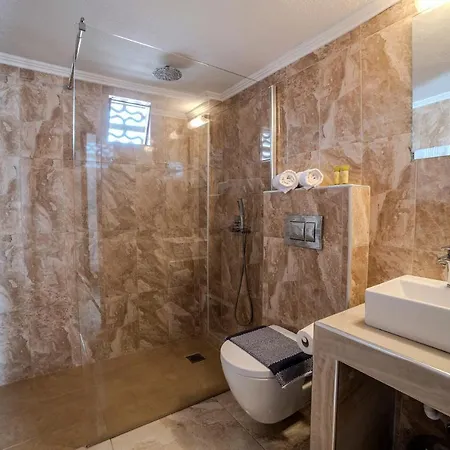 Coralli Holidays - Loutra Agias Paraskevis Apartament